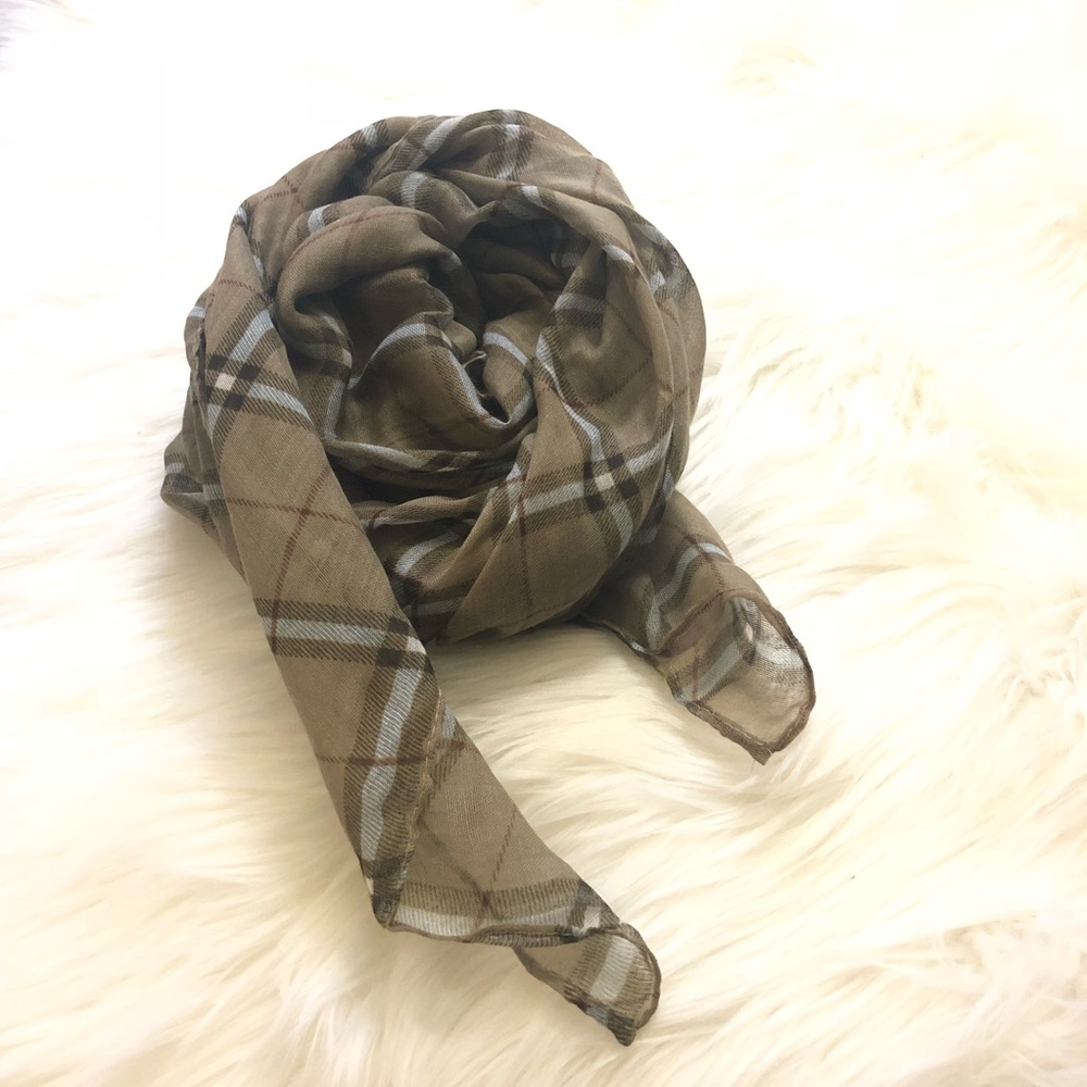 Brand New Checked Scarf